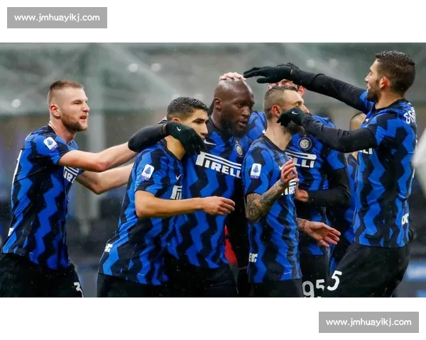 官宣倒计时博尼周二体检,国米敲定 2400 万欧元五年长约 官宣倒计时博尼周二体检,国米敲定 2400 万欧元五年长约