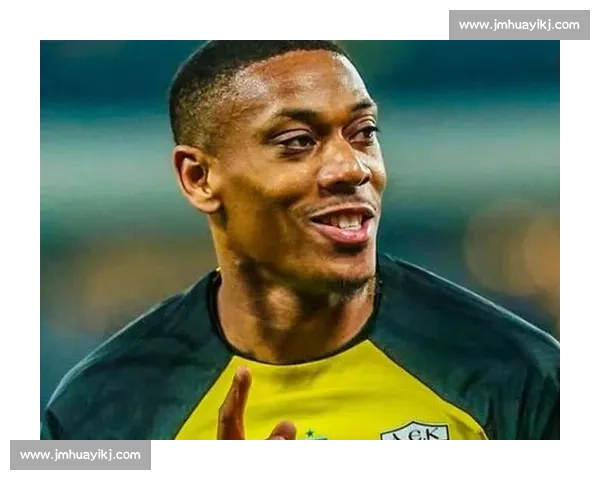 从 6300 万欧金童到 450 万欧老将：约维奇加盟雅典 AEK，携手马夏尔开启救赎之旅