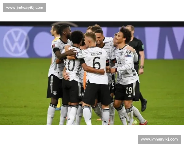 弗里克的青训哲学：严师底色与强度门槛